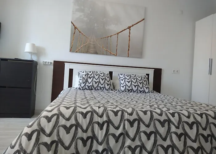 Amplio Estudio,Vista Mar Y Montana, A Pasos Del Centro