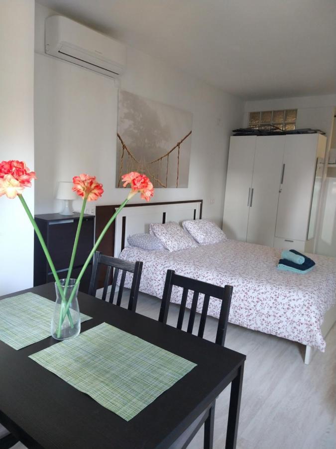 Amplio Estudio,vista Mar Y Montaña, A Pasos Del Centro * Torremolinos