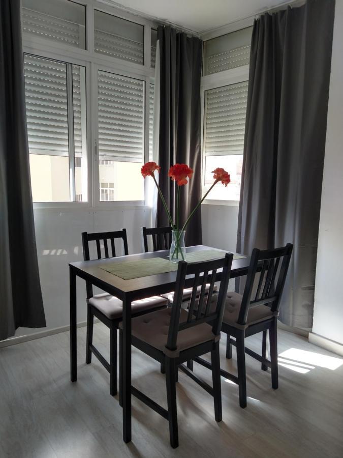 Apartament Amplio Estudio,vista Mar Y Montana, A Pasos Del Centro Torremolinos